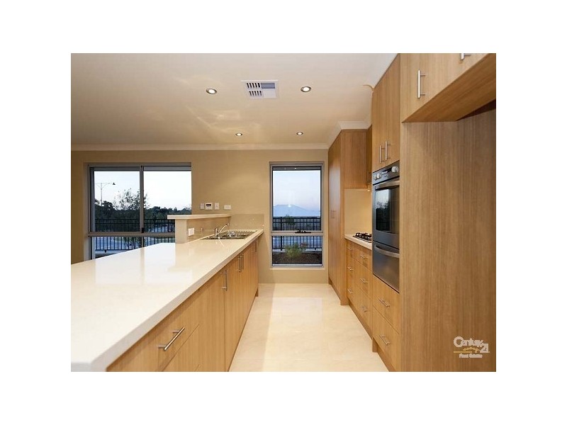 15 Goomally Turn, Ellenbrook WA 6069