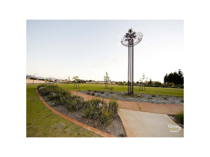 15 Goomally Turn, Ellenbrook WA 6069