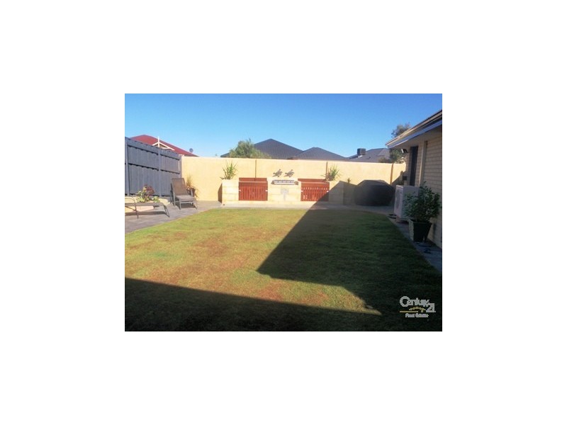 2 Bourne Terrace, Ellenbrook WA 6069