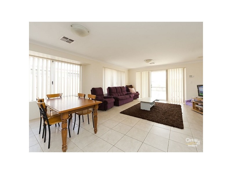 71 Coniston Drive, Ellenbrook WA 6069