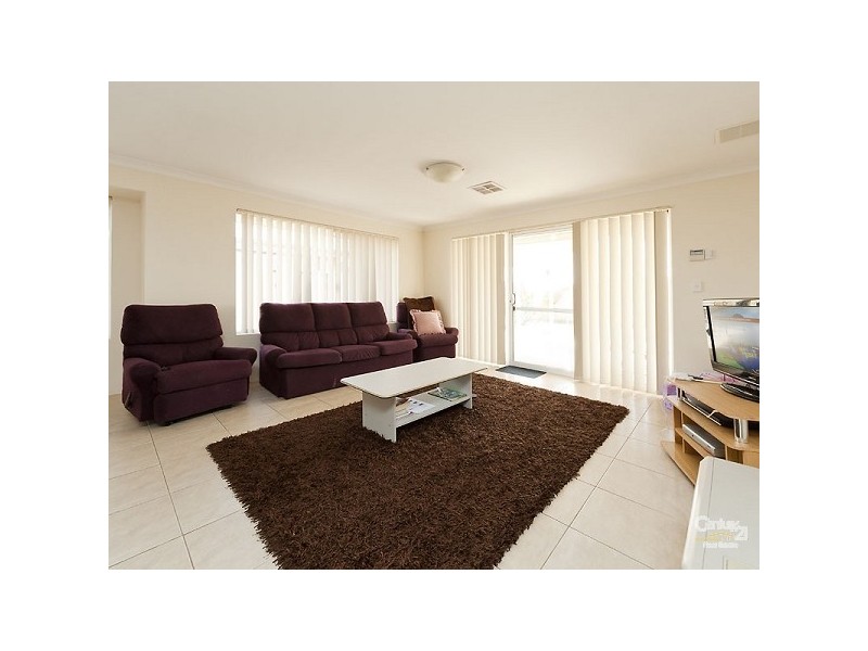 71 Coniston Drive, Ellenbrook WA 6069