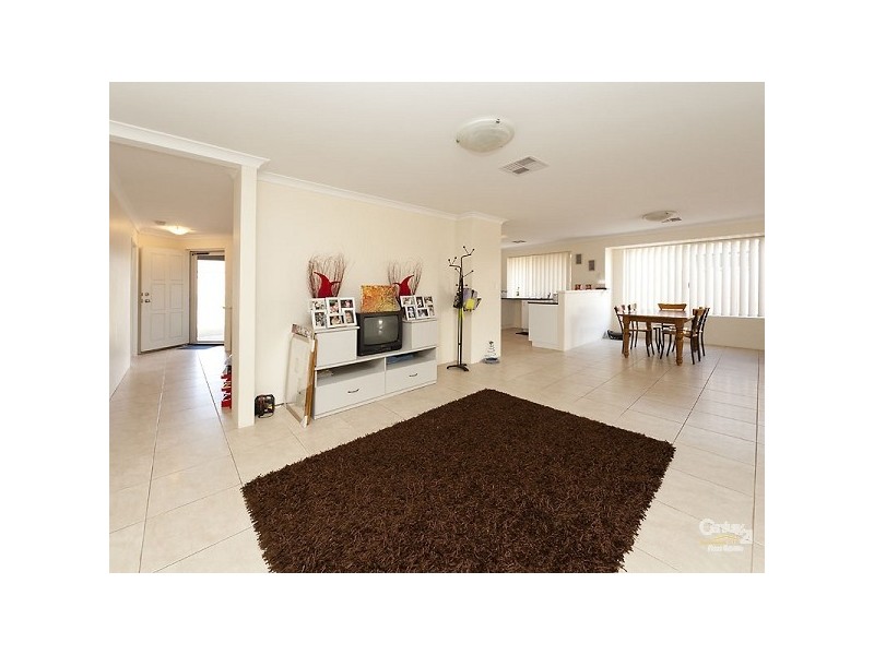 71 Coniston Drive, Ellenbrook WA 6069