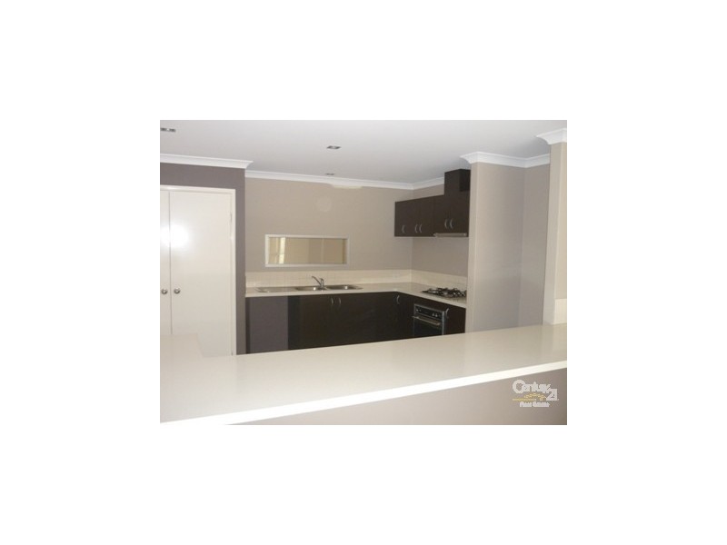 7 Velvick Pass, Ellenbrook WA 6069