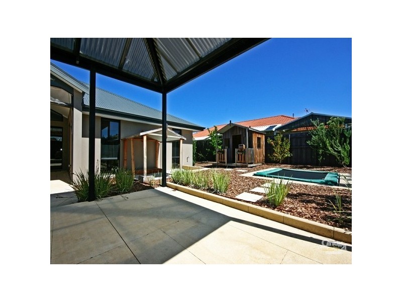 6 Bramley Terrace, The Vines WA 6069