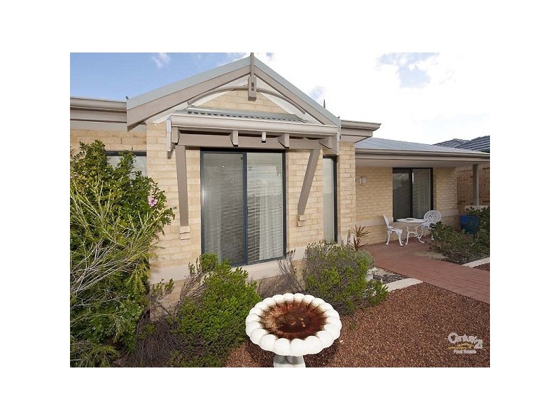 10 Alcala St, Ellenbrook WA 6069