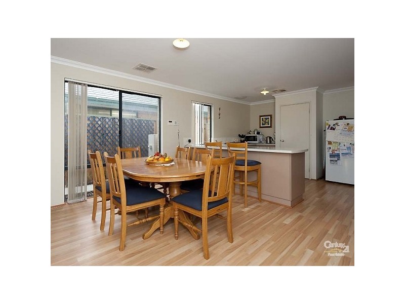10 Alcala St, Ellenbrook WA 6069