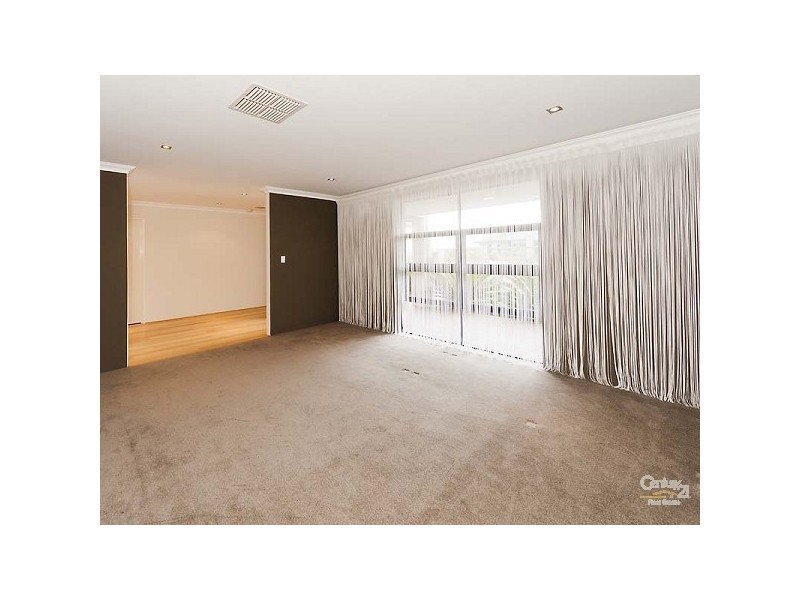 147 Elmridge Parkway, Ellenbrook WA 6069