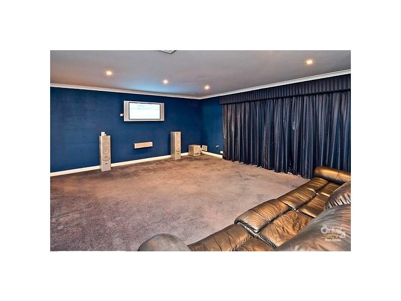 9 Coverwood Prom, Landsdale WA 6065