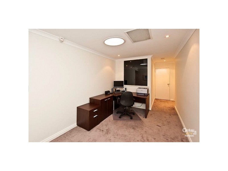 9 Coverwood Prom, Landsdale WA 6065