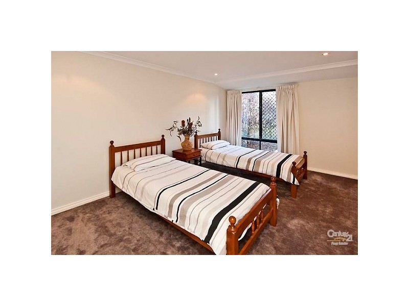 9 Coverwood Prom, Landsdale WA 6065