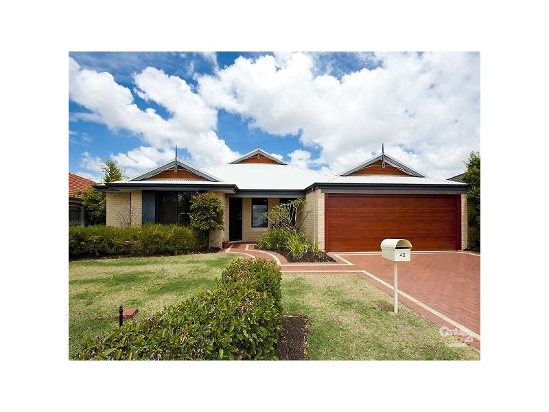 42 Tokara Avenue, Henley Brook WA 6055