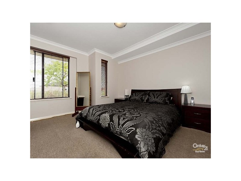 42 Tokara Avenue, Henley Brook WA 6055