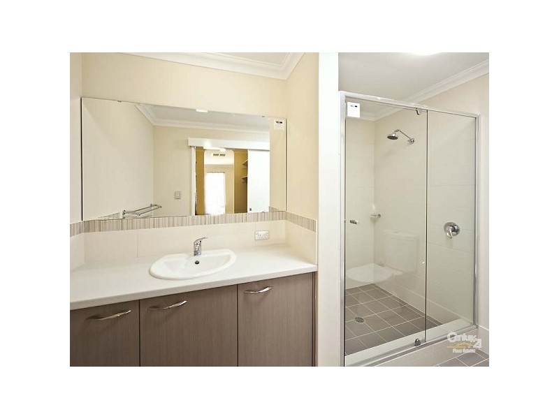 28 Wishard Crt, Aveley WA 6069