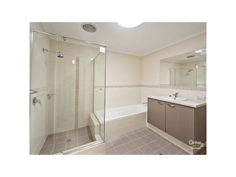 28 Wishard Crt, Aveley WA 6069