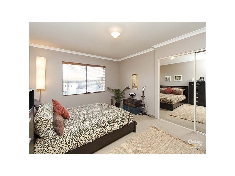 23 Glenora View, Ellenbrook WA 6069