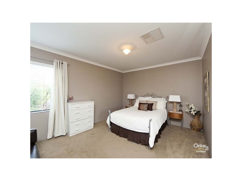 23 Glenora View, Ellenbrook WA 6069