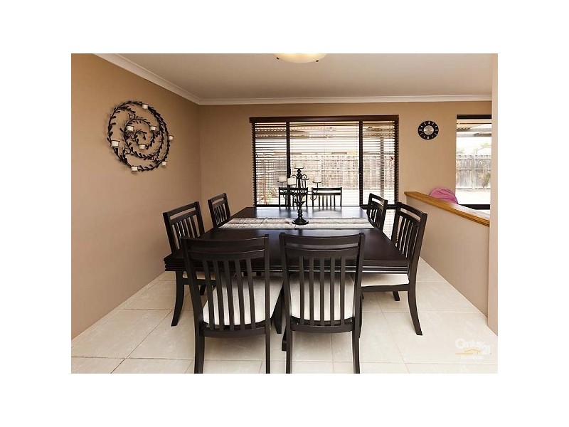 10 Wanarra Close, Ellenbrook WA 6069