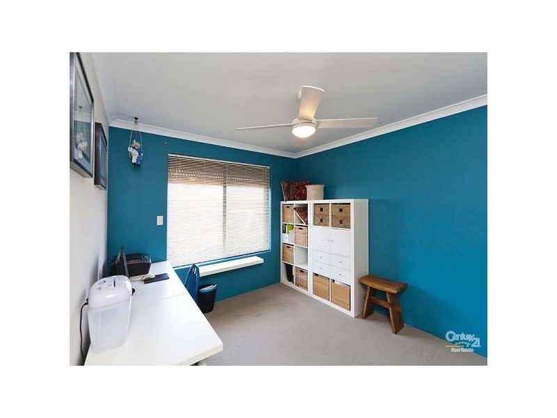 33 Brumby Ave, Henley Brook WA 6055