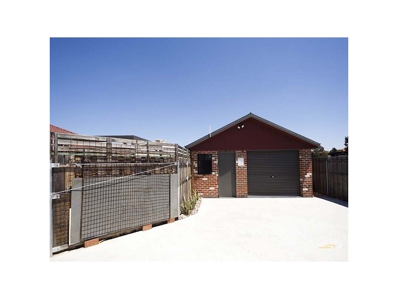 33 Brumby Ave, Henley Brook WA 6055