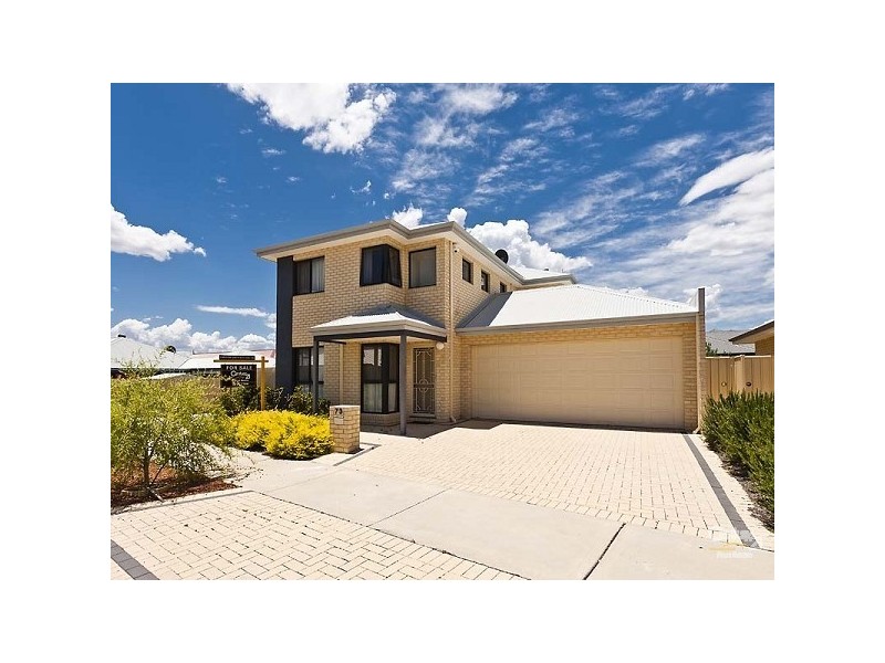 73 Halpin Circle, Ellenbrook WA 6069