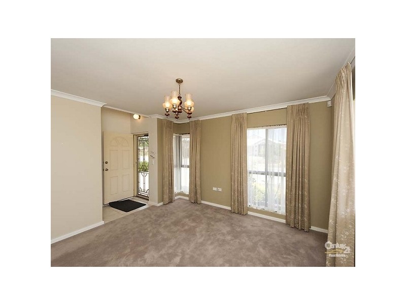 73 Halpin Circle, Ellenbrook WA 6069