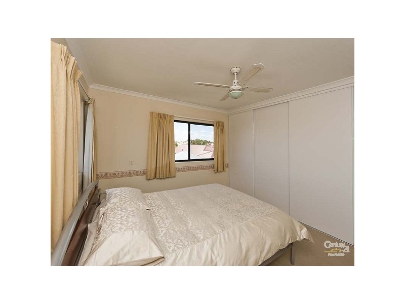 73 Halpin Circle, Ellenbrook WA 6069