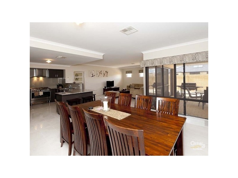 19 Tatton Way, The Vines WA 6069