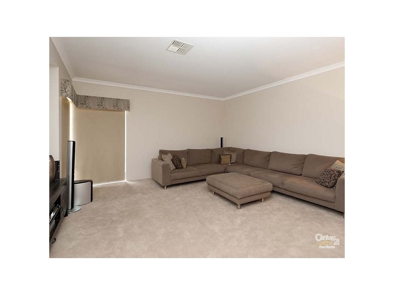 19 Tatton Way, The Vines WA 6069