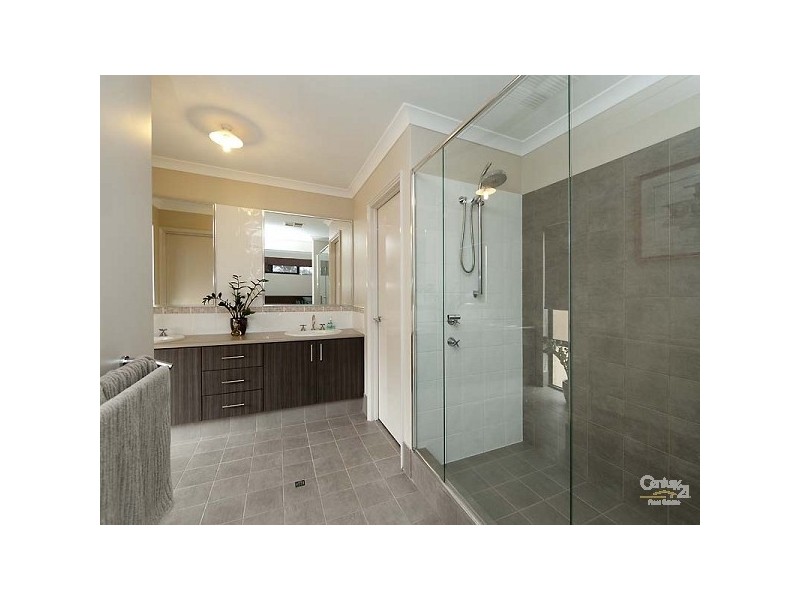 19 Tatton Way, The Vines WA 6069