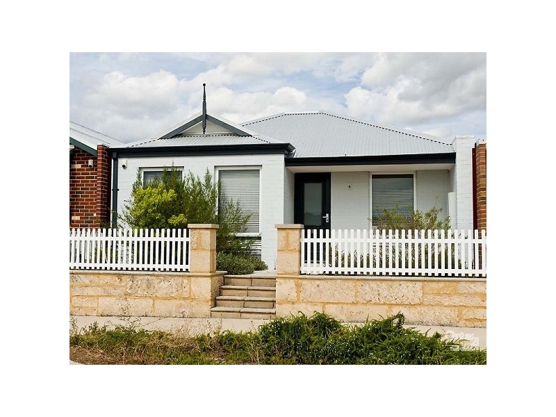 31 Parnham Ave, Ellenbrook WA 6069