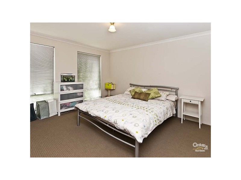 31 Parnham Ave, Ellenbrook WA 6069