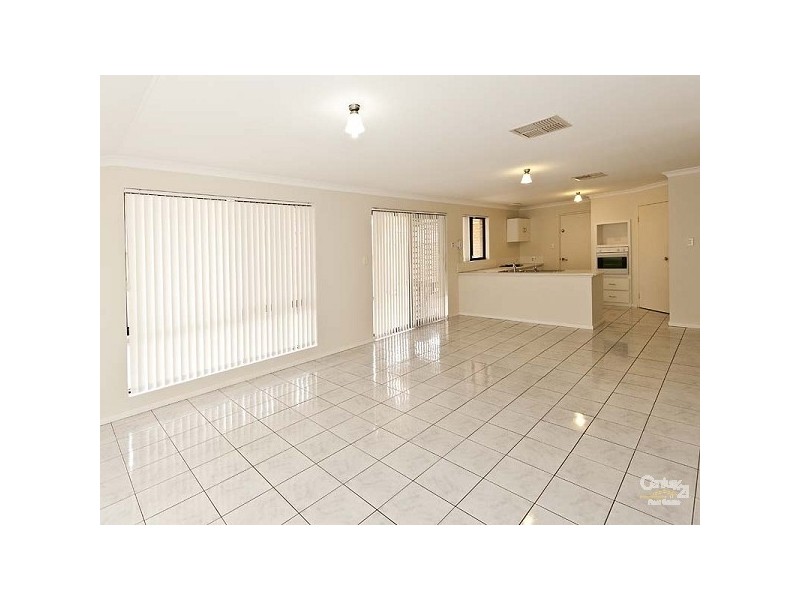 72 Sandown Circle, Henley Brook WA 6055