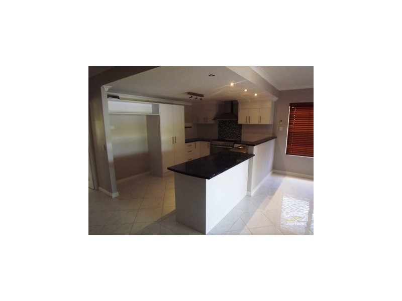 3 Harman Place, Aveley WA 6069