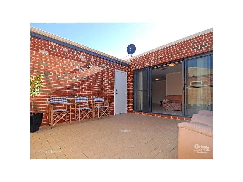 3/7 Madden Way, Ellenbrook WA 6069