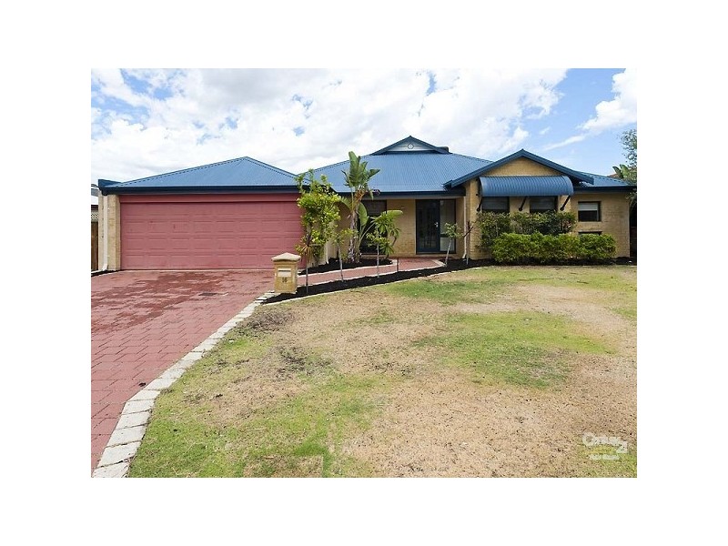 16 Mustang Dr, Henley Brook WA 6055