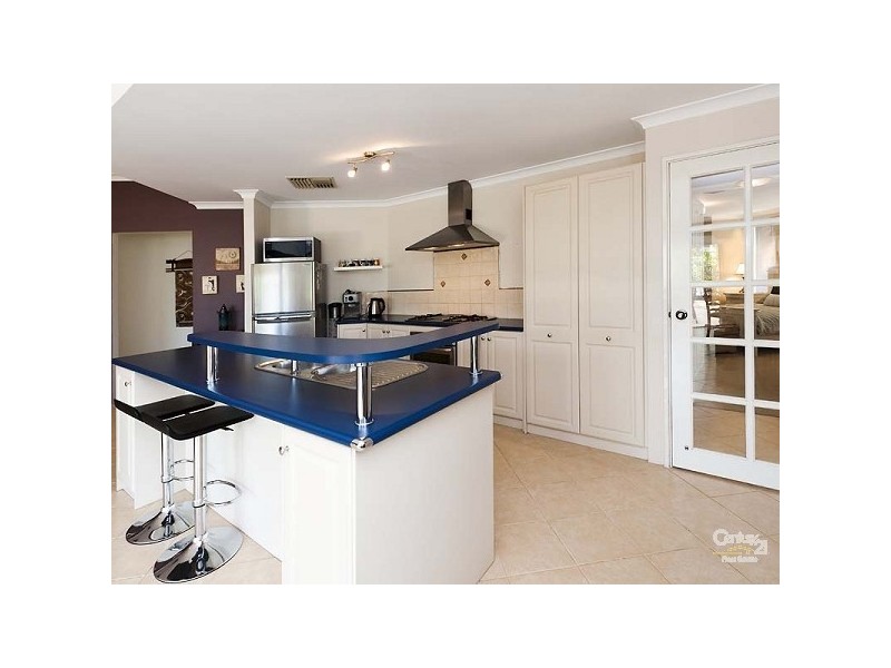 42 Welara Circle, Henley Brook WA 6055