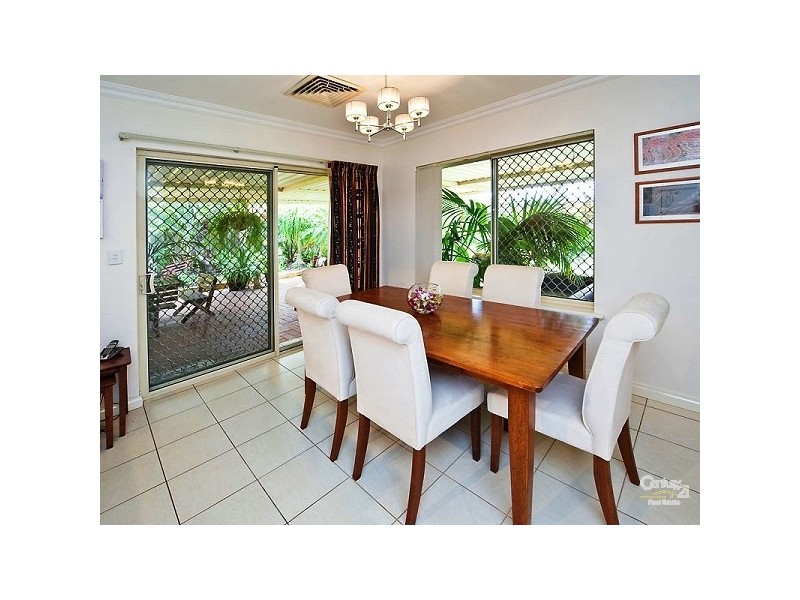 25 Losino Bvd, Henley Brook WA 6055