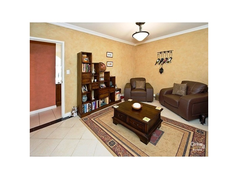 25 Losino Bvd, Henley Brook WA 6055