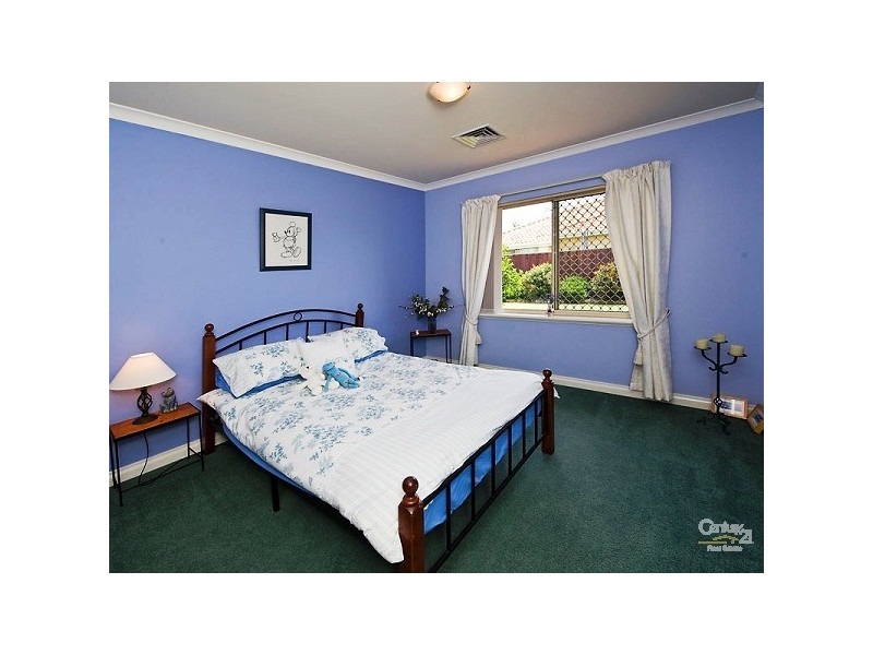 25 Losino Bvd, Henley Brook WA 6055