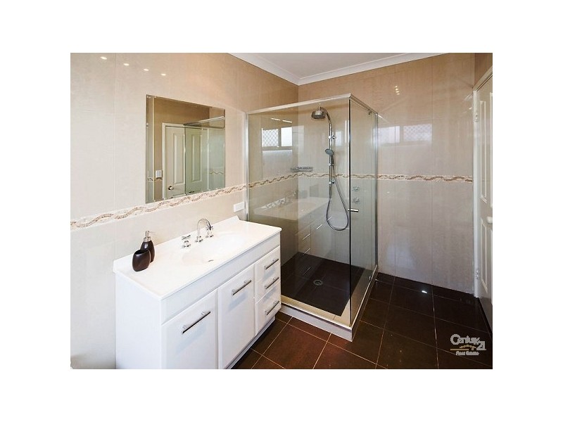 25 Losino Bvd, Henley Brook WA 6055