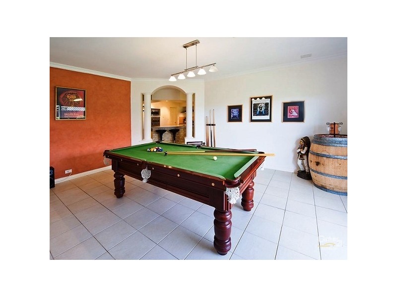 25 Losino Bvd, Henley Brook WA 6055