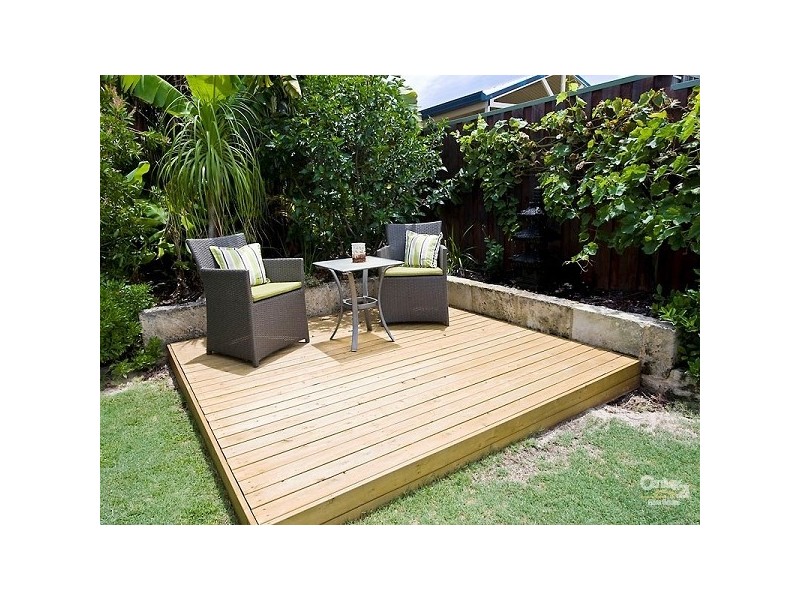 25 Losino Bvd, Henley Brook WA 6055