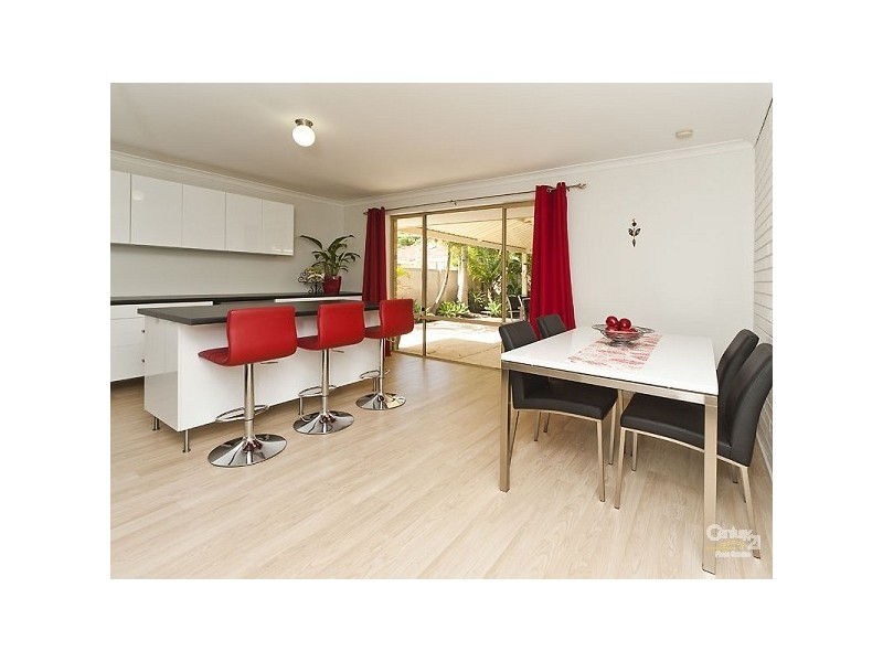 126b Williamson Ave, Cloverdale WA 6105