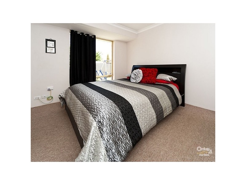 126b Williamson Ave, Cloverdale WA 6105