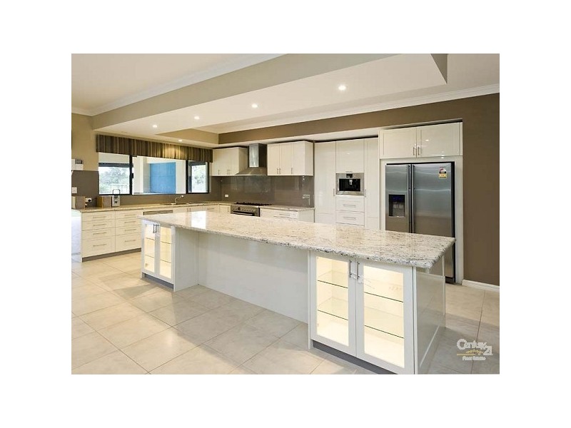 185 Park Street, Henley Brook WA 6055