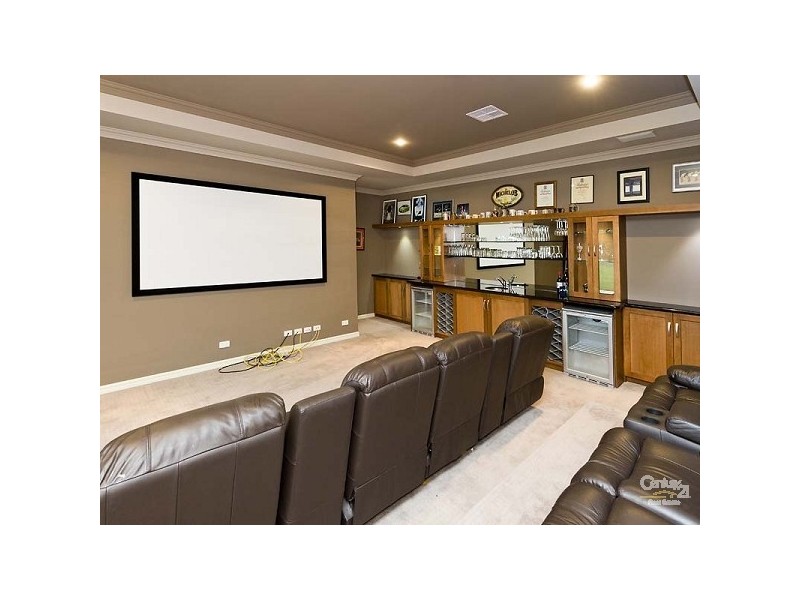 185 Park Street, Henley Brook WA 6055