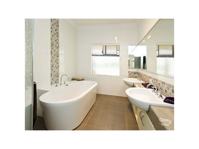 185 Park Street, Henley Brook WA 6055