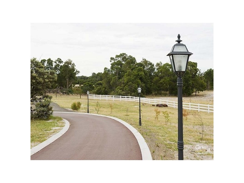 185 Park Street, Henley Brook WA 6055