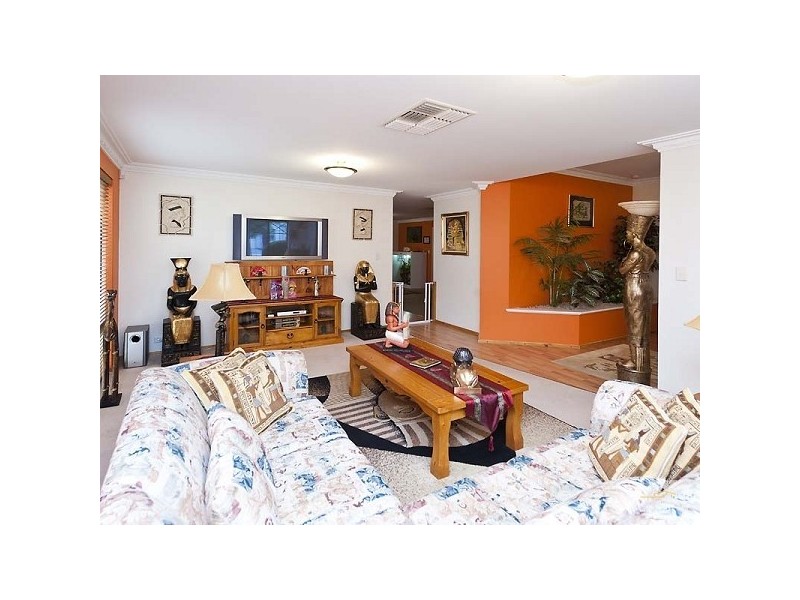 31 Bellini Ave, Ellenbrook WA 6069