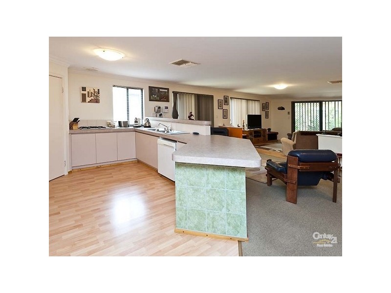 31 Bellini Ave, Ellenbrook WA 6069